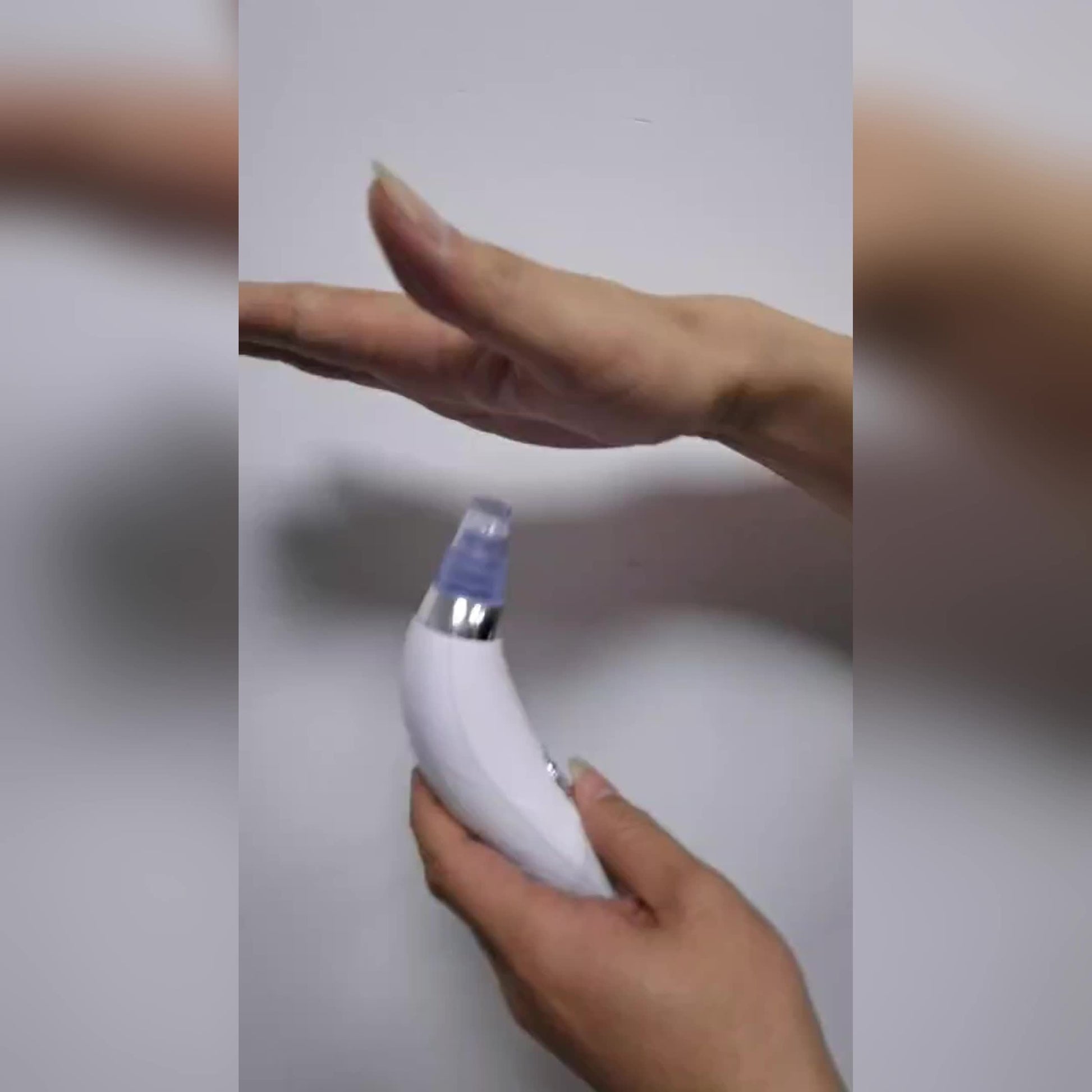 GENAI Portable Facial Pore Cleaner - 4 Probes Blackhead Remover Tool JUST FIT IN