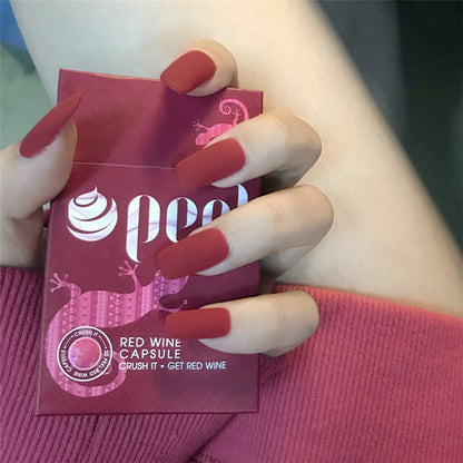 Finished manicure with false nails Cashymart