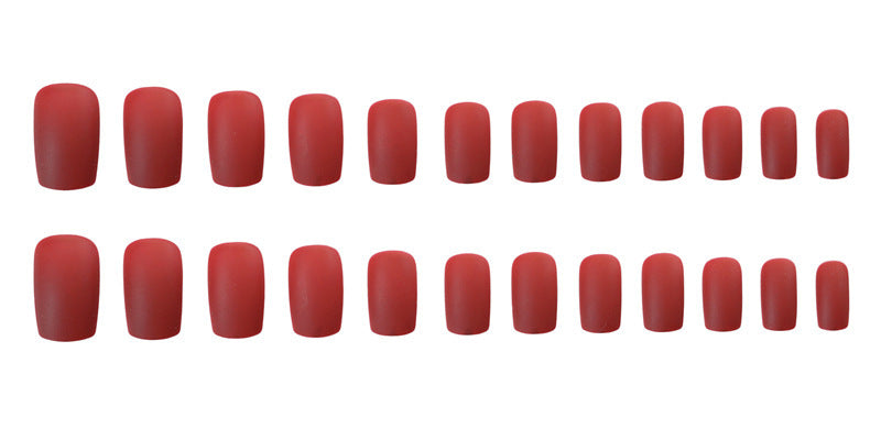 Finished manicure with false nails Cashymart